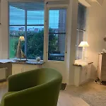 Strandkoenig-westerland-terrasse-mit-garten-strandnaehe-pkw-stellplatz * Westerland